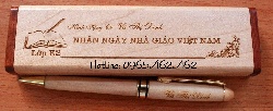 Bút gỗ Hà Nội, HCM giá rẻ khắc miễn phí theo yêu cầu