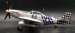 Mô hình máy bay P-51 Mustang tỷ lệ 1/48
