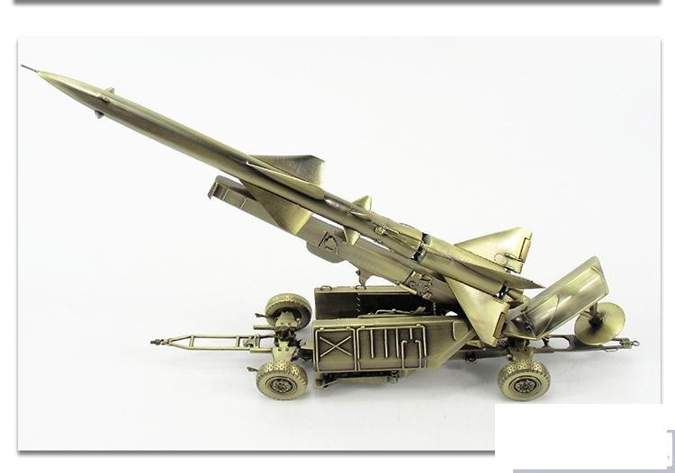 Mô hình tên lửa SAM2